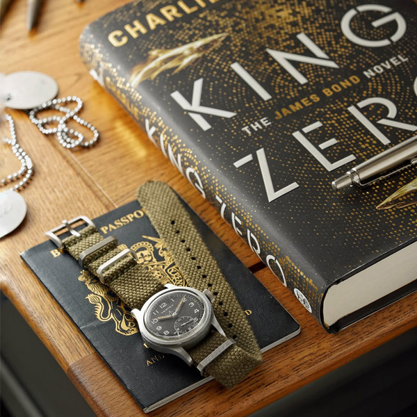James Bond wears a vintage Vertex Cal 59 WWW watch in new novel King Zero