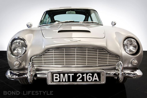 Aston Martin DB5 Dezer Collection