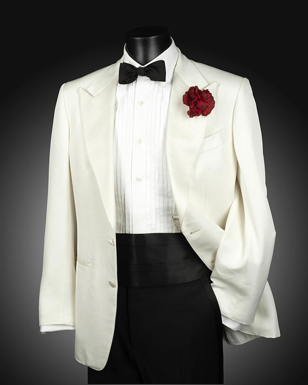 Bonham's to auction SPECTRE tuxedo and Never Say Never Again kimono | Bond  Lifestyle