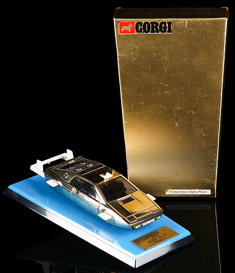 lotus esprit corgi gold plated in gold box blue base