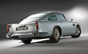 aston martin db5 auction