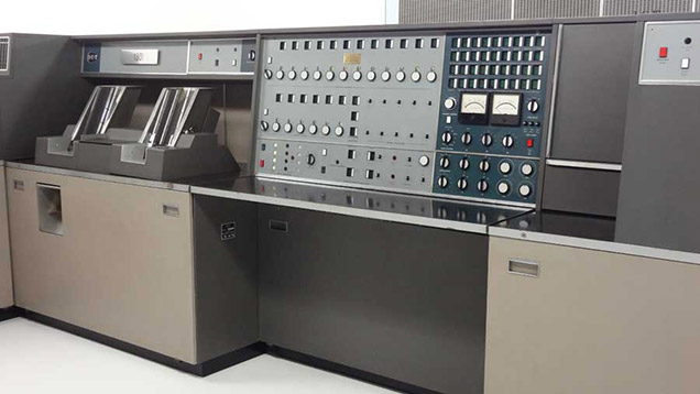 photo © Robocomm / Wikipedia ICT 1301 computer example installation