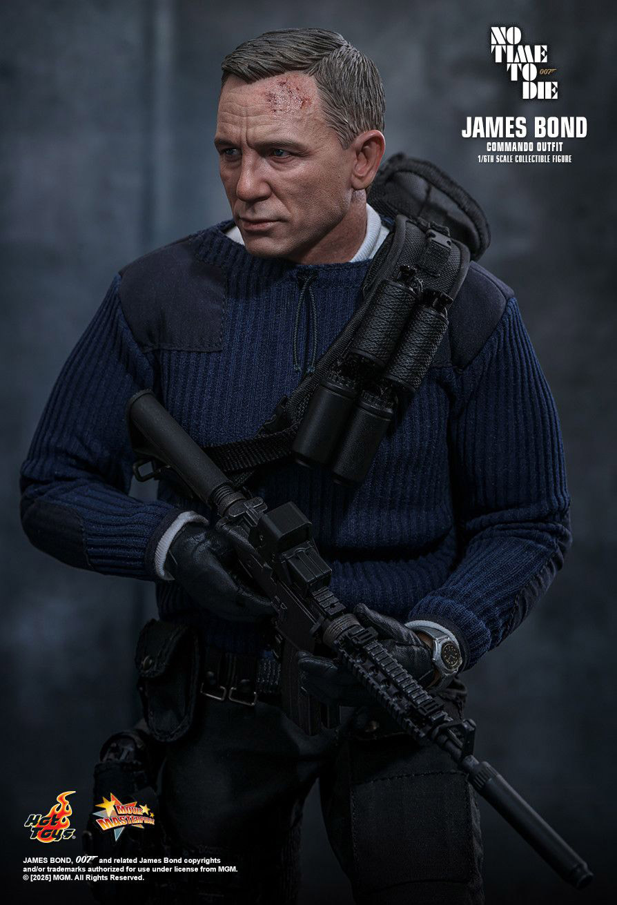 Hot Toys 1 6th scale Commando Outfit James Bond No Time To Die upper 2