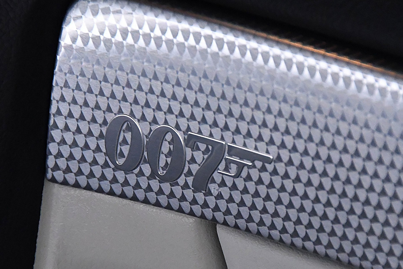 2003 Ford Thunderbird 007 Edition With Just 292 Miles Offered for Sale logo